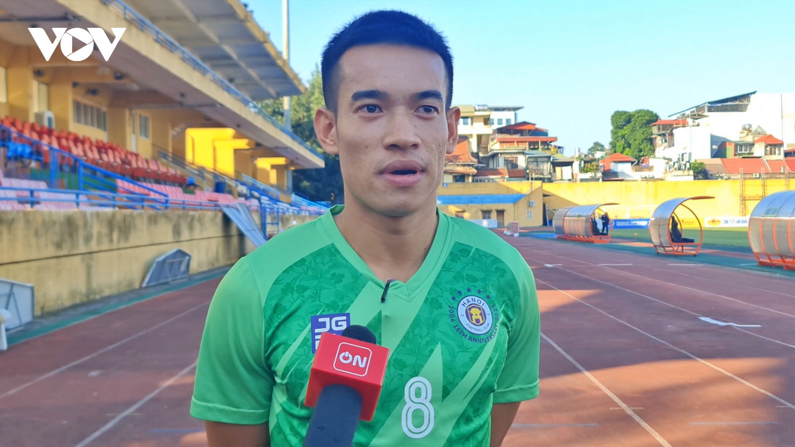 Cầu thủ Hà Nội FC nói điều bất ngờ về cổ động viên Nam Định